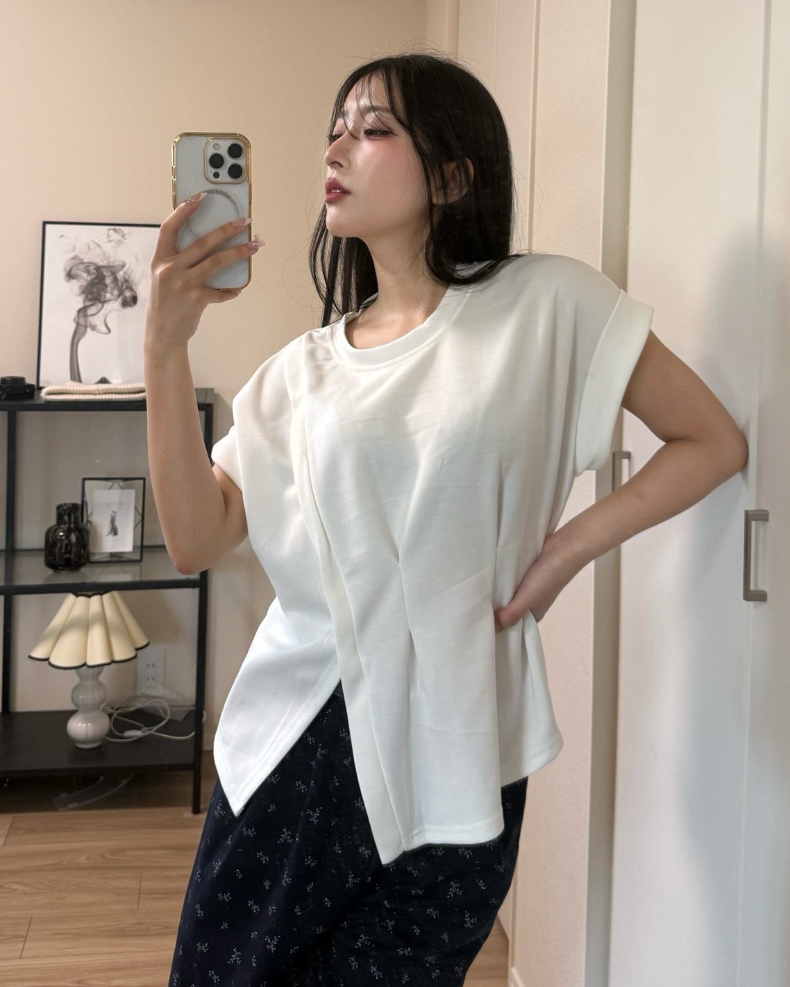 ayano collab】マシュマロタッチフロントツータックデザインTシャツ